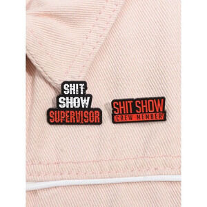 2pcs Creative Funny Enamel Pin Brooch - Cartoon Character Backpack Clothing